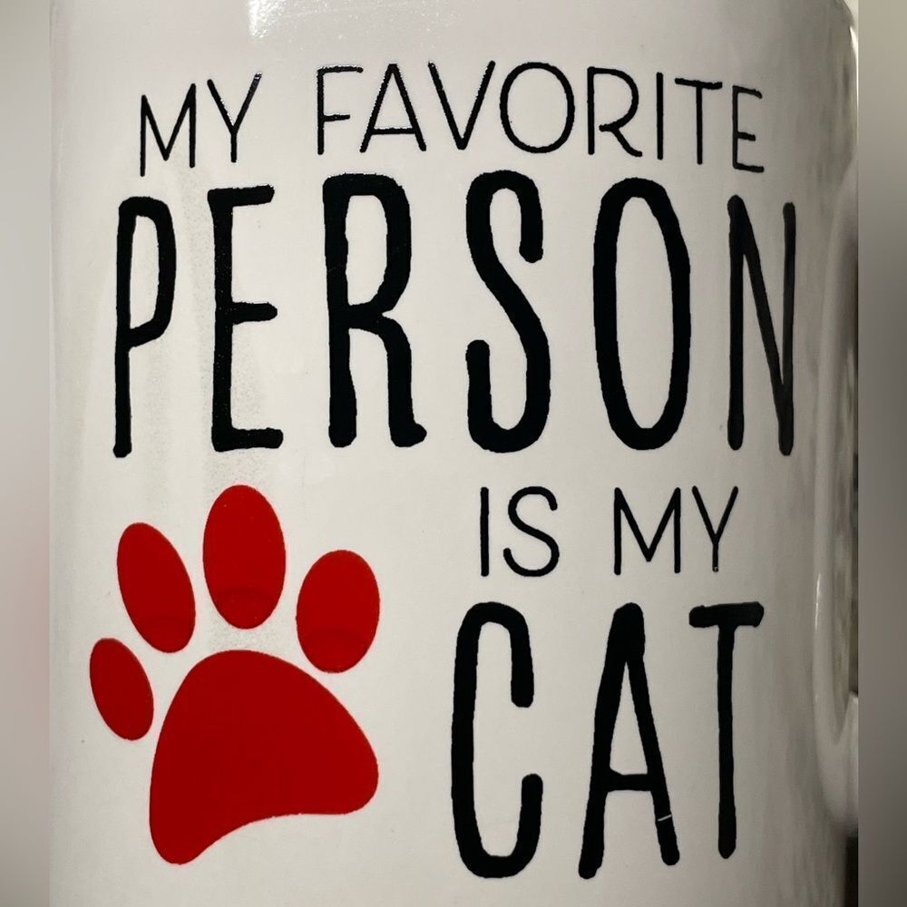 Royal Norfolk White Cat Lover's “My Favorite Person is my Cat” Coffee Mug - Picture 4 of 10